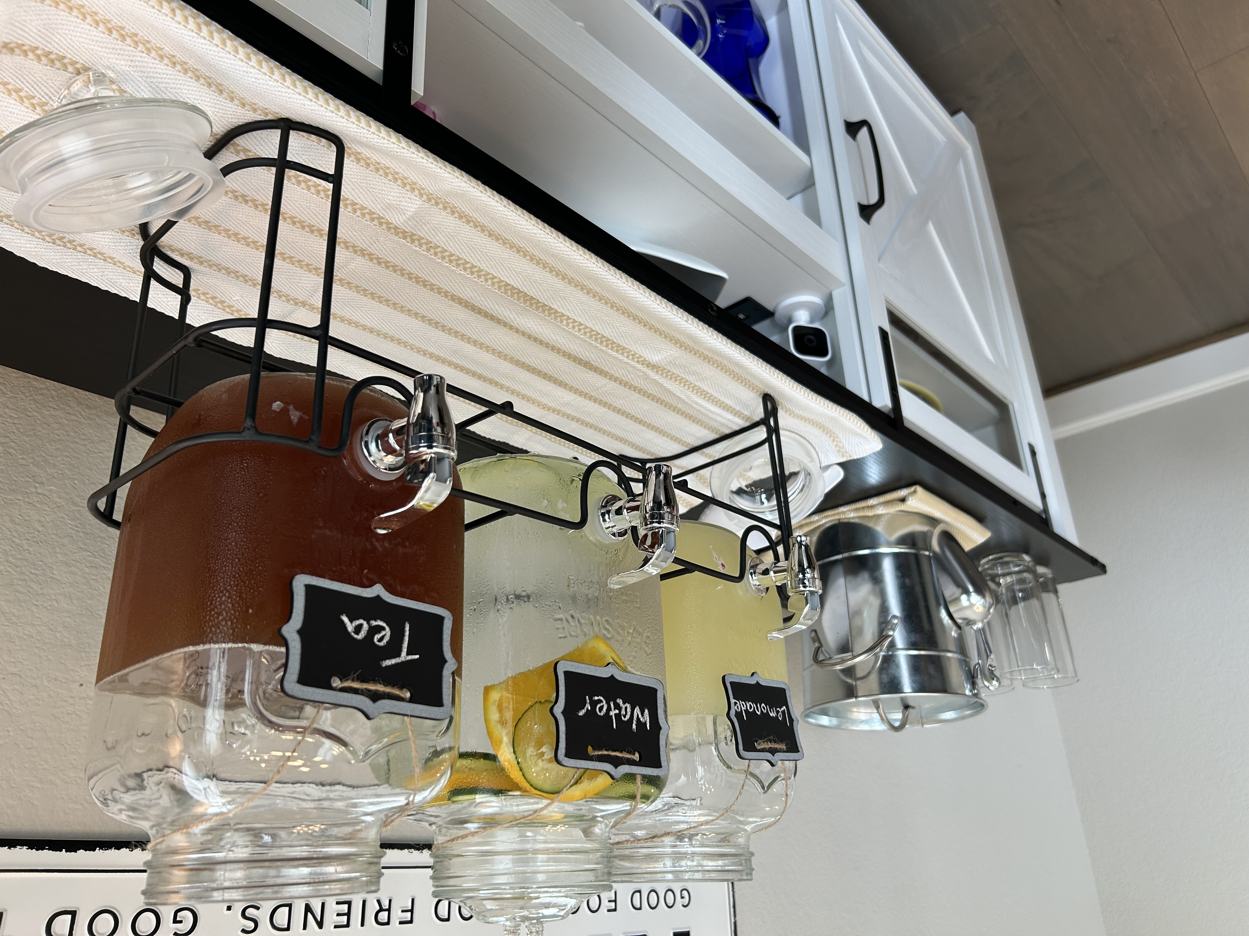Beverage station — lemonade, water, and tea